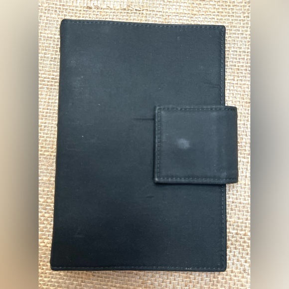 Authentic Prada Agenda Pm/Organizer/Passport Holder - Picture 2 of 11